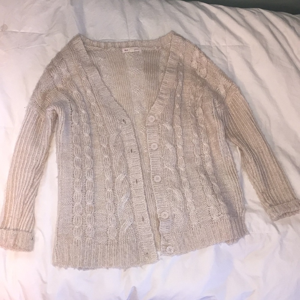 Cream color Knit Sweater